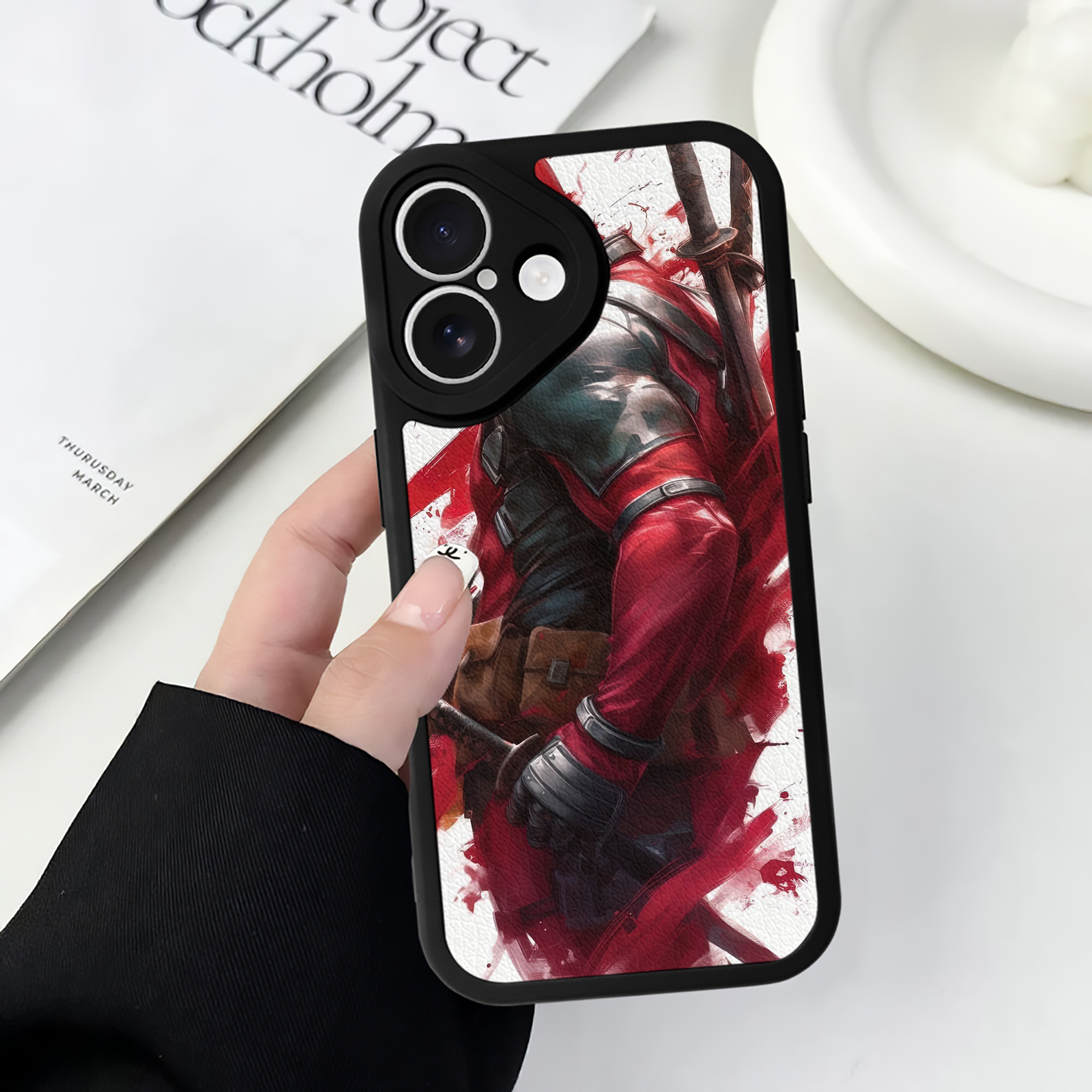 （画像用） Deadpool デッドプール 【iPhone 16シリーズ対応】シリコンスマホケース（レザー調） 材質：シリコン